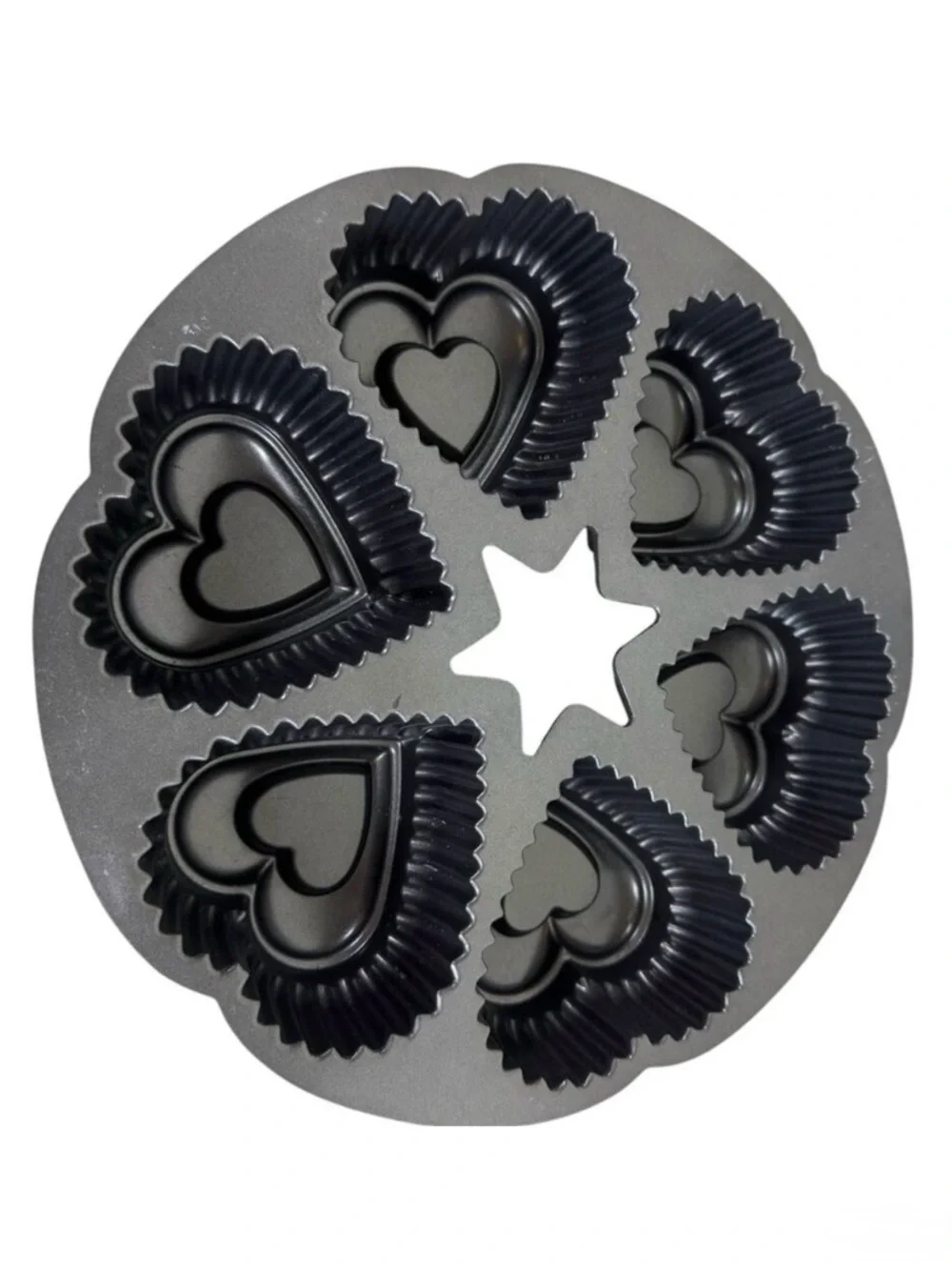 Wilton Dimensions Heavy Cast Aluminum Mini Heart‎ Baking Pan Non-Stick